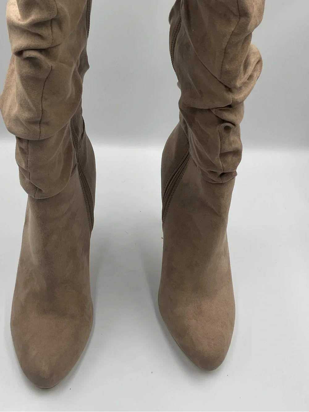 Ruched Faux Suede Knee High Slouched Boots Tan Beige Stiletto High Heel SZ 8.5